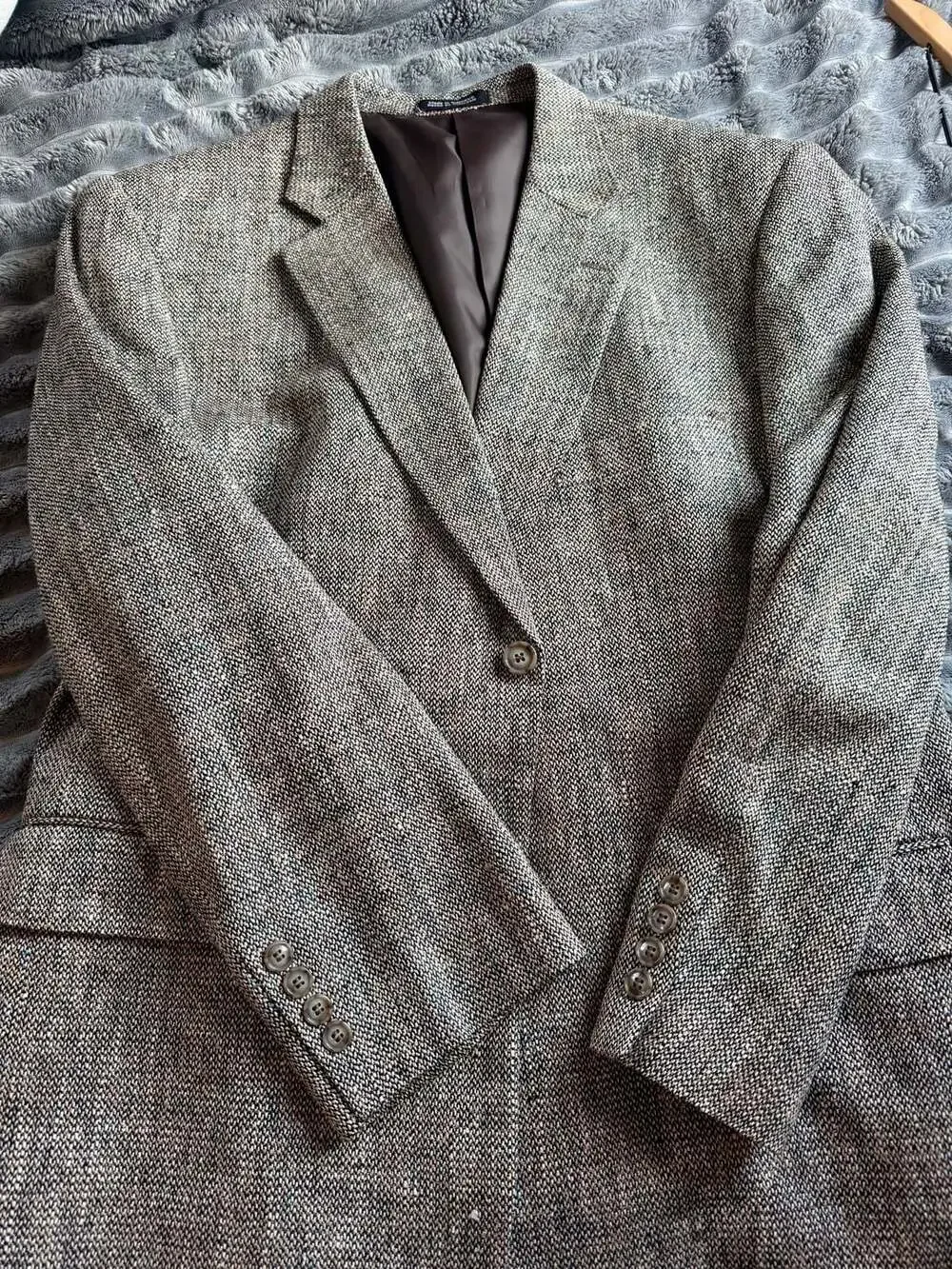Vintage 100% Silk Herringbone Textured Men's Sport Coat Blazer Quiet Luxury